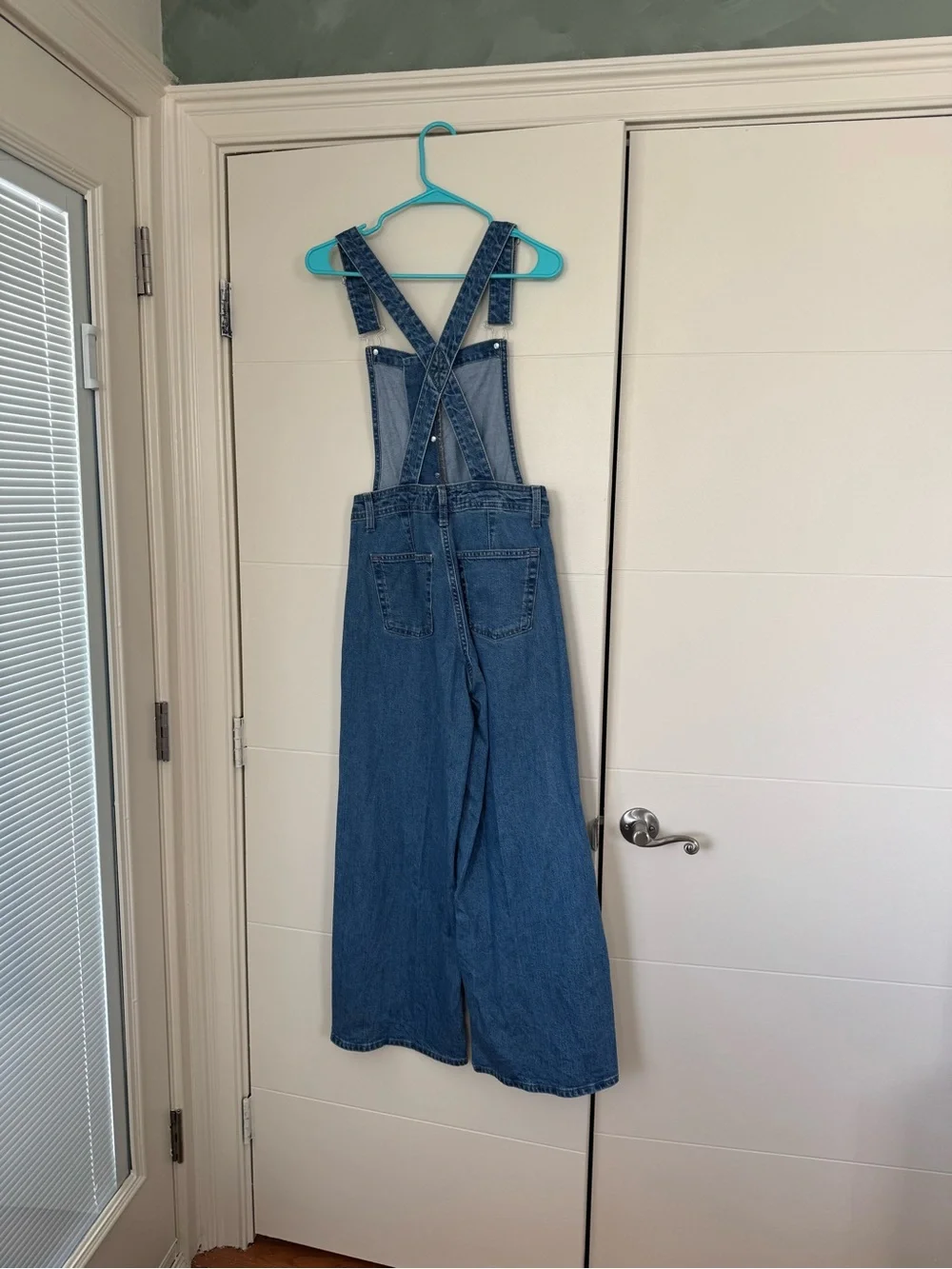 Universal Thread Women’s Denim Wide Leg Overalls